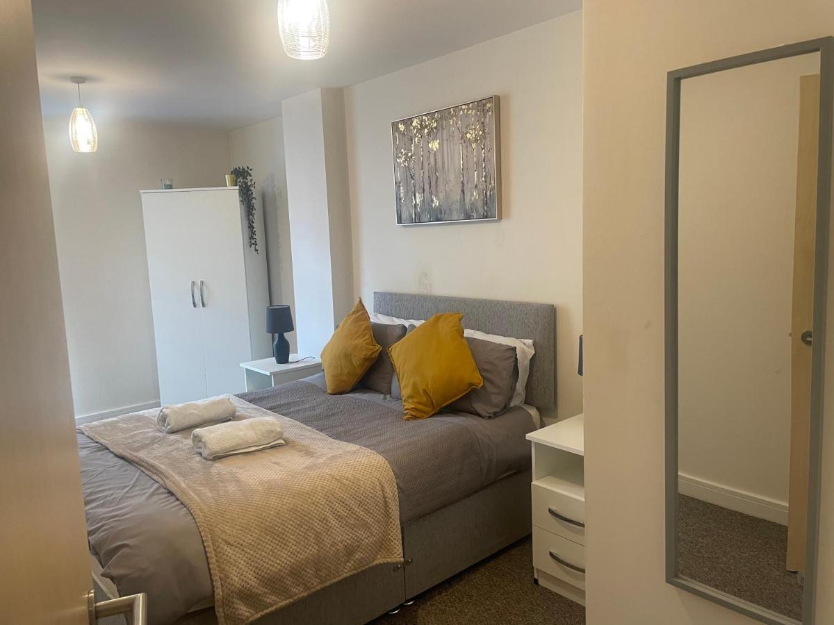 Stylish Two Bed In The Heart Of The City Birmingham Exterior foto